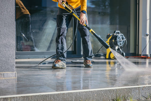 Best Pool Deck Cleaning in Liberty, NC